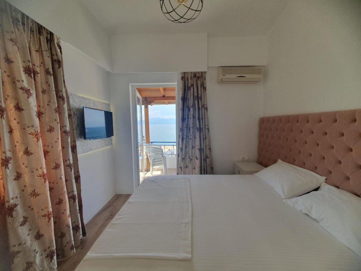 Murati Suites Sarandë Buitenkant foto